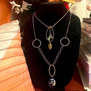 Silver necklace with striped pendant . Rose gld plate bead necklace